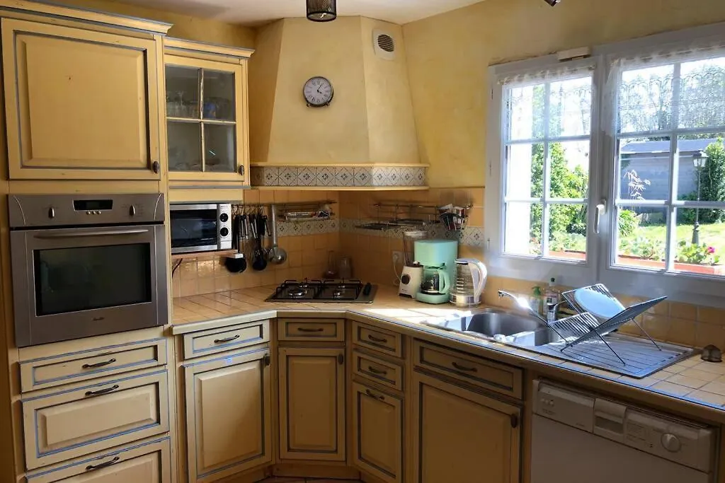Belle Maison Neo-Bretonne A 5 Minutes De La Mer Treveneuc 0*,  France