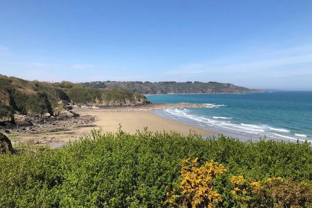 Belle Maison Neo-Bretonne A 5 Minutes De La Mer Treveneuc